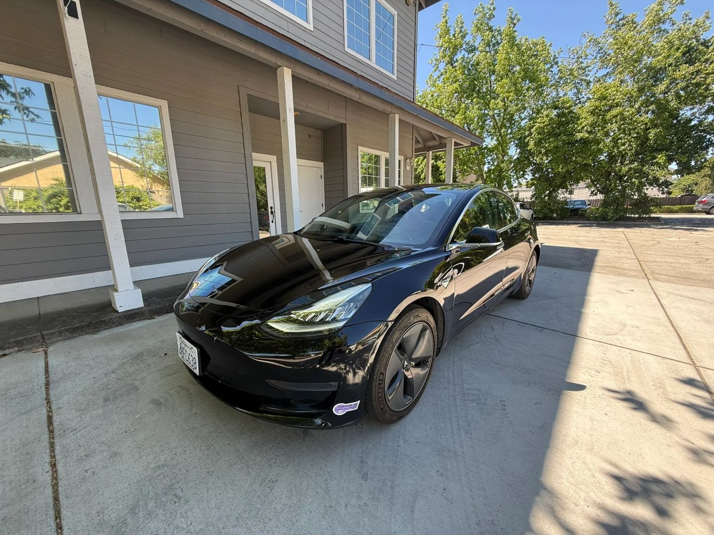 tesla model 3 2018 5YJ3E1EA3JF123106 image tesla model 3 2018 5YJ3E1EA3JF123106 image